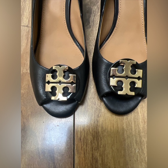 Tory Burch Claire 65mm Calf Leather Open Toe Wedges Size 7 - Picture 2 of 8